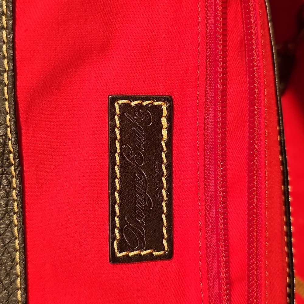 DOONEY & BOURKE BAG... EXCELLENT CONDITION - Picture 10 of 16
